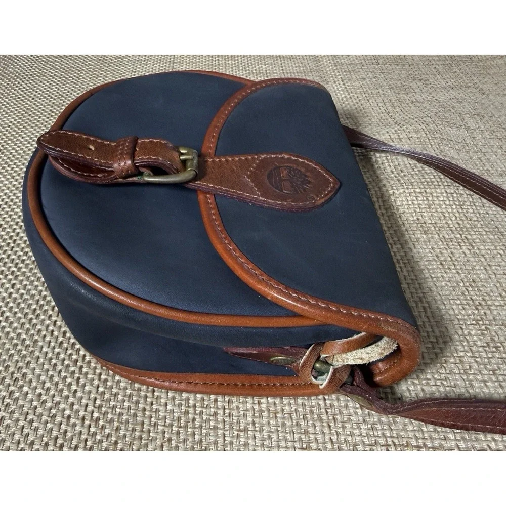 Vintage Timberland Leather Flap Crossbody Black Saddle Bag Brass Purse USA